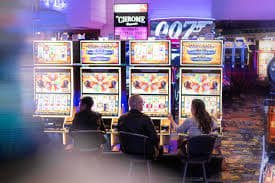 Philippine sports fans watching a PBA game while checking 999pub bet odds